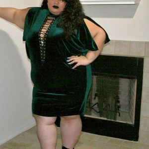 Green Velvet Sexy Lace Up Dress Plus Size 2x